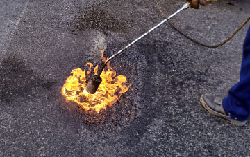 Myndd Llandegai flat roofing repairs